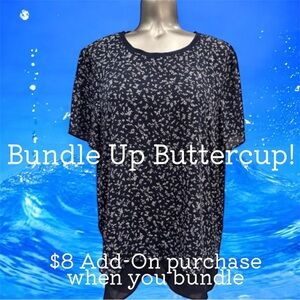 $8 💟Hilary Radley Midnight Blue and Ivory Floral Top